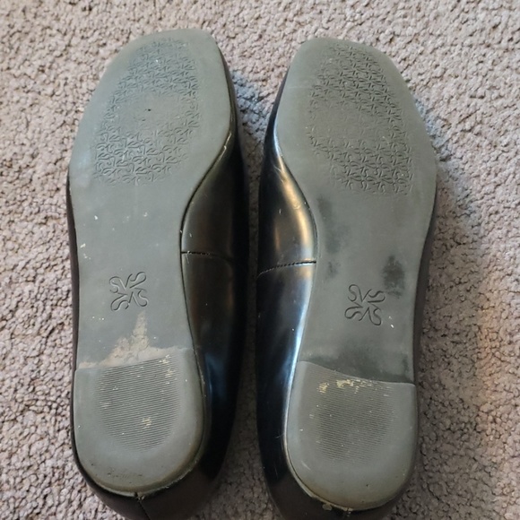 Simply Vera Vera Wang Black Flats 6M - Picture 2 of 5